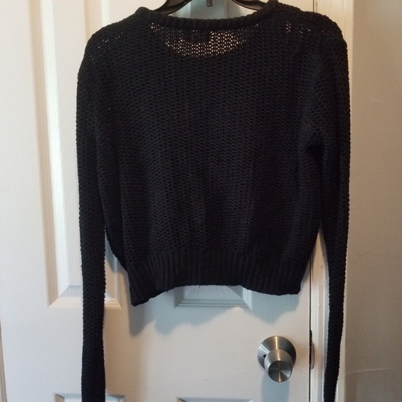 Kirra black cropped long sleeve sweater - Picture 6 of 6